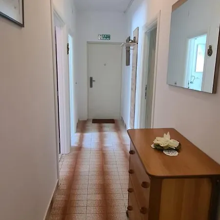 Slave * Rogoznica (Sibenik-Knin)