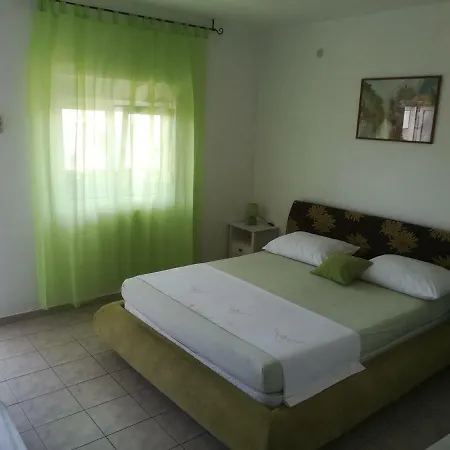 Slave Apartamento